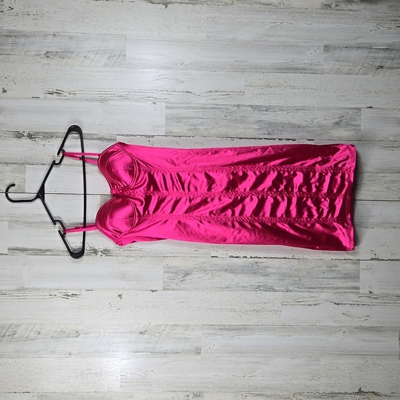 Absolutely love it hot pink spaghetti strap mini dress women's size medium - Picture 1 of 9